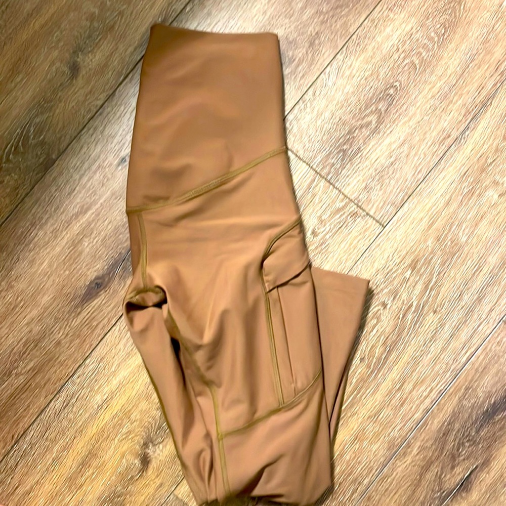 Old navy maternity leggings